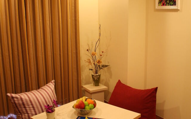 F Hotel - Sanyi