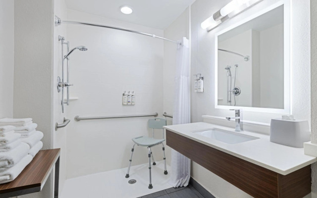 Holiday Inn Express & Suites Augusta West - Fort Gordon by IHG