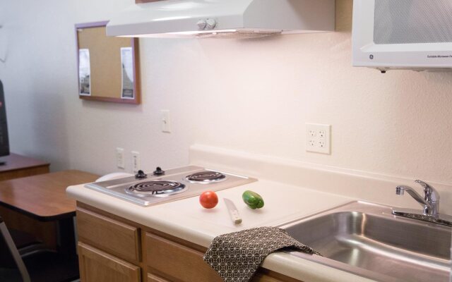 WoodSpring Suites Kansas City Lenexa