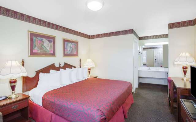 Days Inn by Wyndham Trumann AR