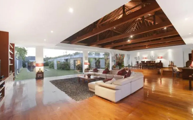 Villa Reflections