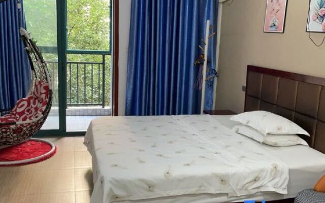 Youke Homestay (Hubei University of Economics, Canglong Island, Wuhan)