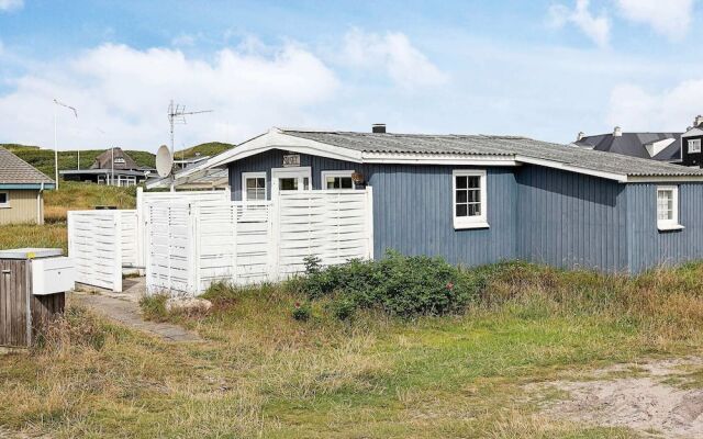 Cozy Holiday Home in Søndervig near Sea