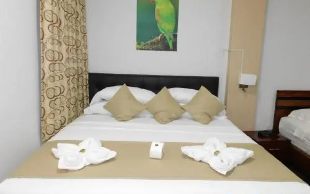 Hotel Tambopata Inn