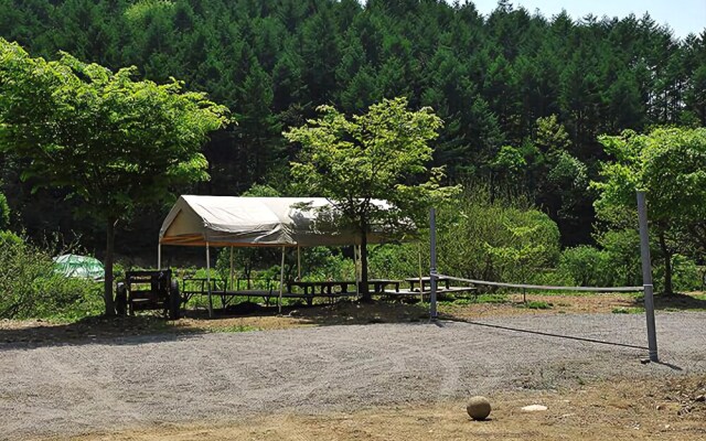 Gapyeong Four Season Valley Gaegok Aegyeon Pension