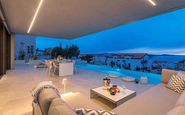 Loft Hvar in Hvar with 3 bedrooms and 1 bathrooms