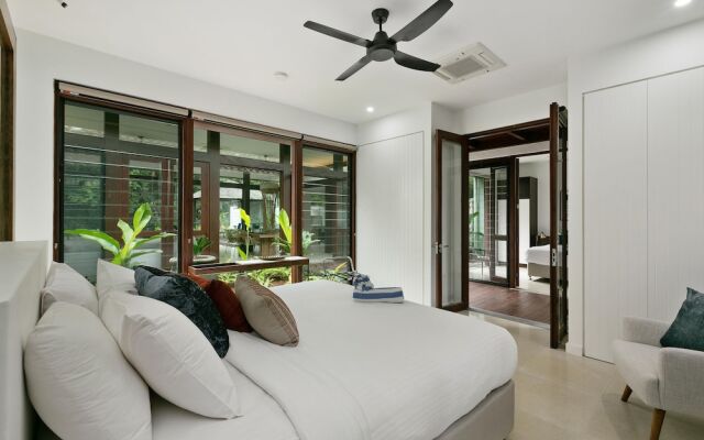 Esprit 9 Palm Cove