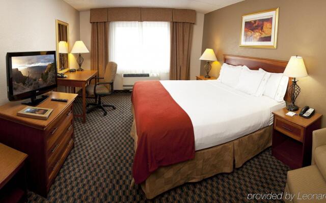 Holiday Inn Express & Suites Grand Canyon, an IHG Hotel