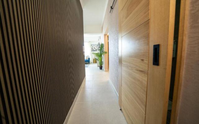 Sdq, Gym, Pool, 1br 2B, Downtown F7