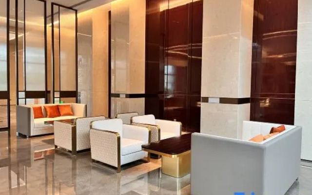 XingLong Lakeside Hotel