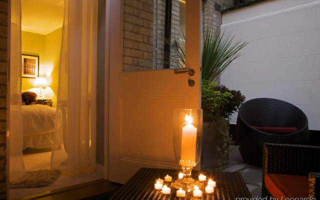 Ten Manchester Street