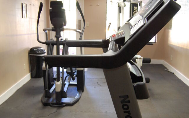 Ramada by Wyndham Temple Terrace/Tampa North