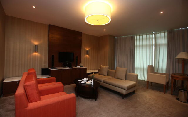 Petro Hotel