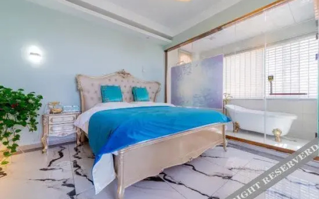 The Bund 18 (Xi'an Xianyang International Airport)