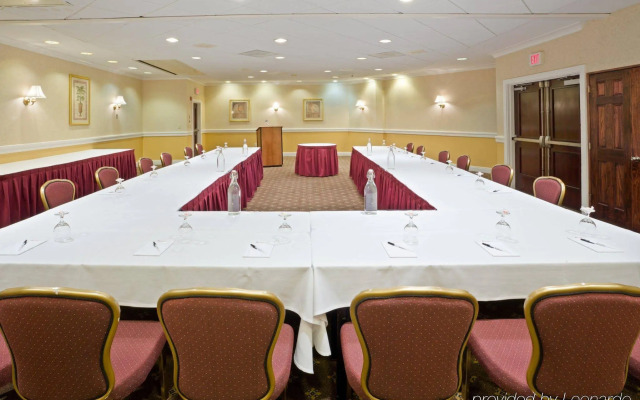 DoubleTree by Hilton Providence Airport Warwick