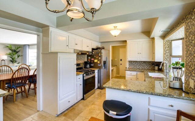 Whittier Vacation Rental: Close to Hiking Trails!