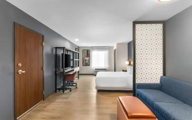 Everhome Suites Clarksville Ft. Campbell Area by Choice Hotels