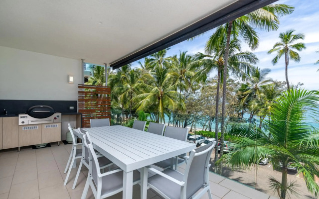 Drift Palm Cove