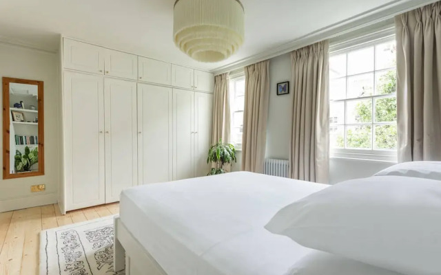 Molyneux Street II by Onefinestay