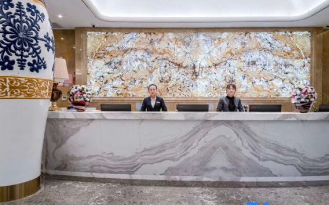Yuhua Hotel