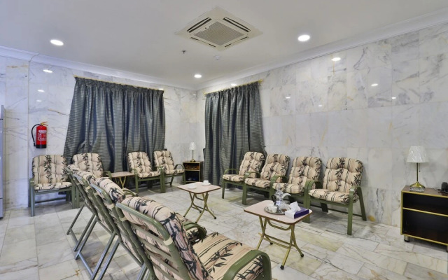 OYO 323 Aknan Ohod Hotel