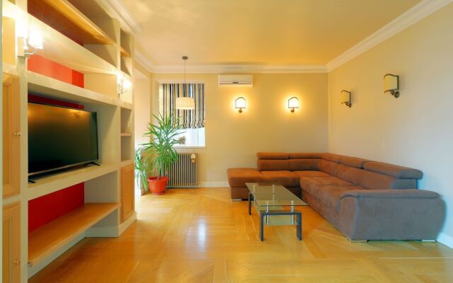 Old Town Apartment Rosetti