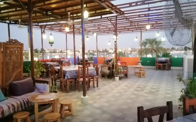 Nile Valley  & Restaurant