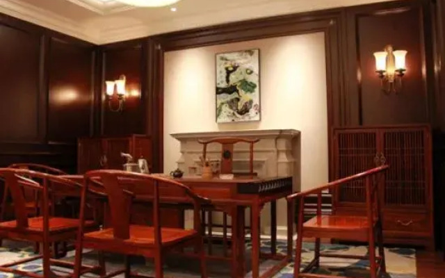 Chengjiang Small Courtyard Hotel