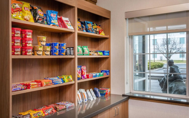 Fairfield Inn & Suites by Marriott Saratoga Malta
