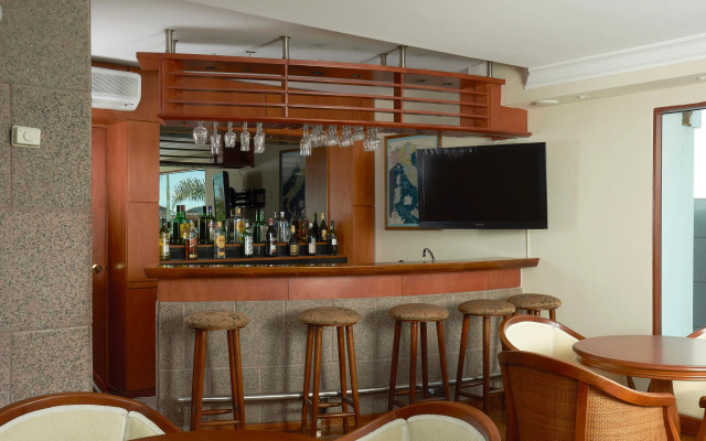 Sunset Beach Hotel