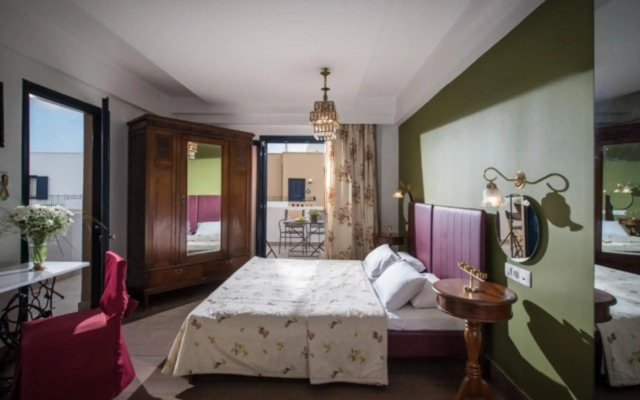 Nami Hotel & Suites