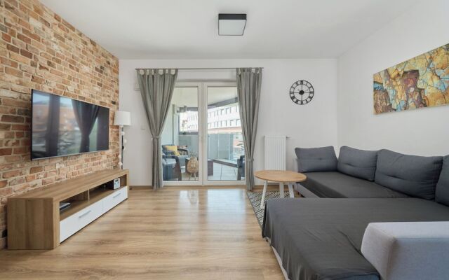 Family Apartment Wrocław by Renters