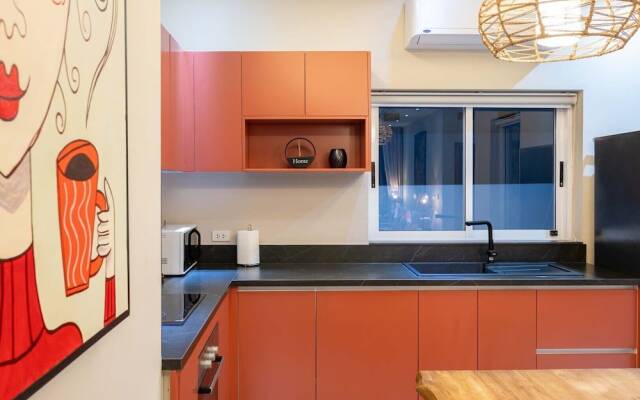 3 Bed Close To Fisherman Village KBR18