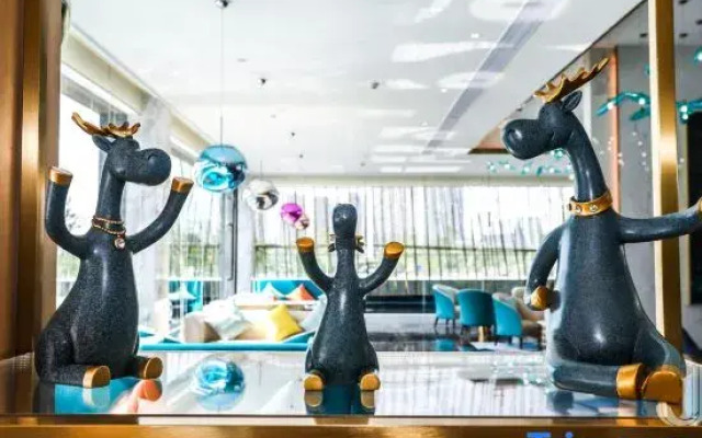 Jinju Hotel (Chengdu Financial City Yintai Center in99)