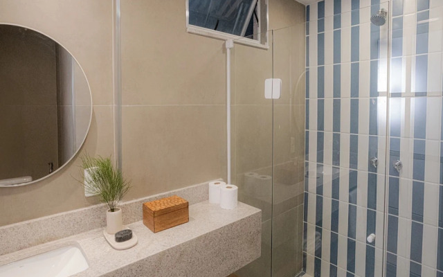 Sea View and Balcony With Bathtub PI Premium