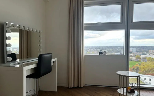 Skyline 1 Bedroom Apartment in Central Birmingham