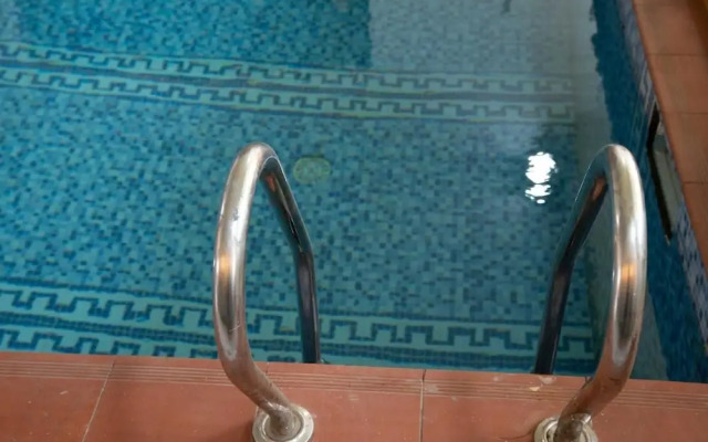 The Azaria Hotel & Apartments