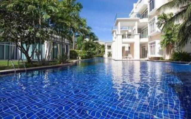 Sunvillas Hua Hin Blue Lagoon