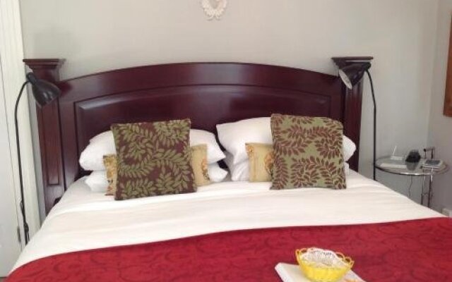 Barclay House Bed & Breakfast