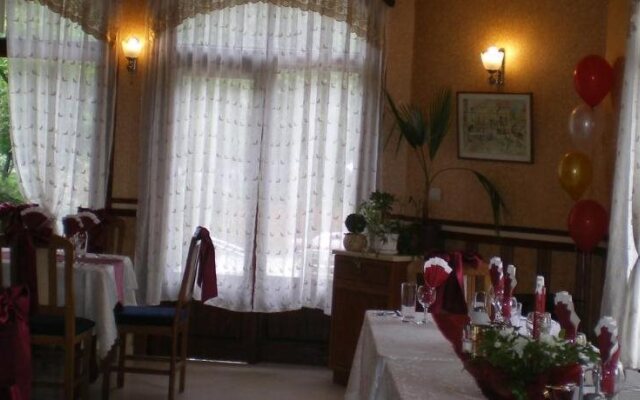 Family Hotel Angelov Han