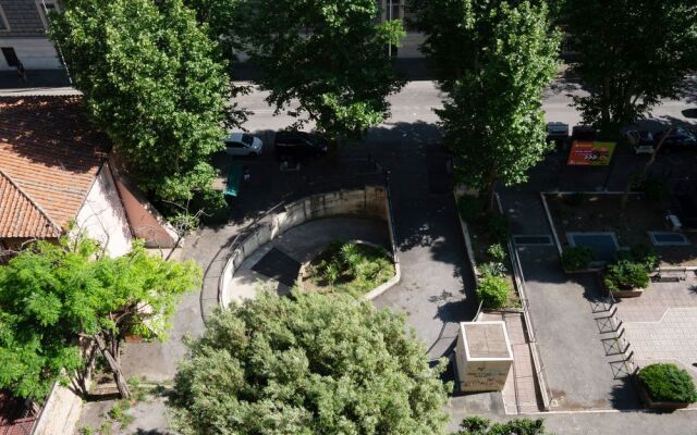 Piazza Bologna Suites