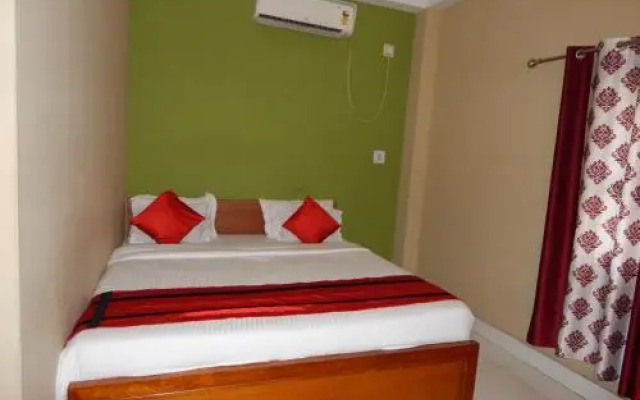 Breeze Hotel