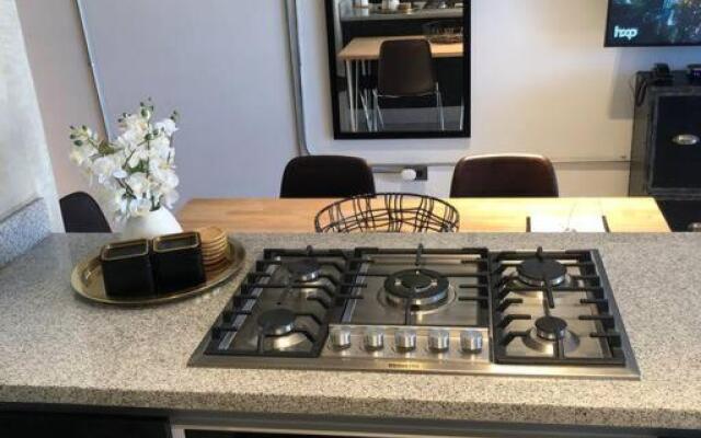 Majestic and Spacious Loft Downton, Jacuzzi NEW