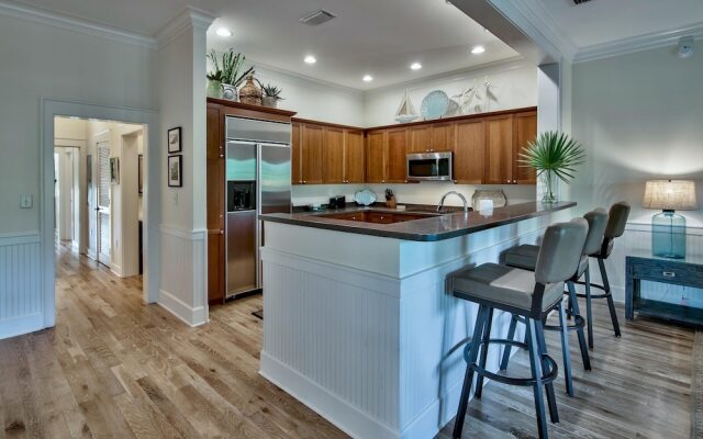 Watercolor - Park District 2-Bedroom Condos by 360 Blue