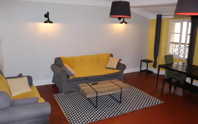 Backpackers House