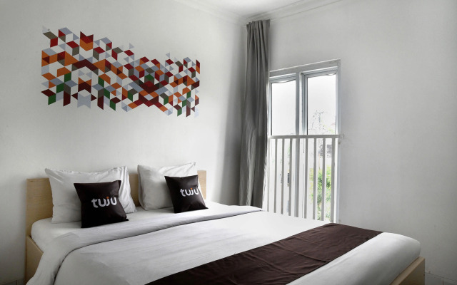 Tuju Abuserin Syariah