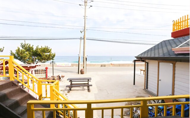 Uljin Sand Beach Pension