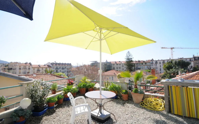 Sunny Solarium