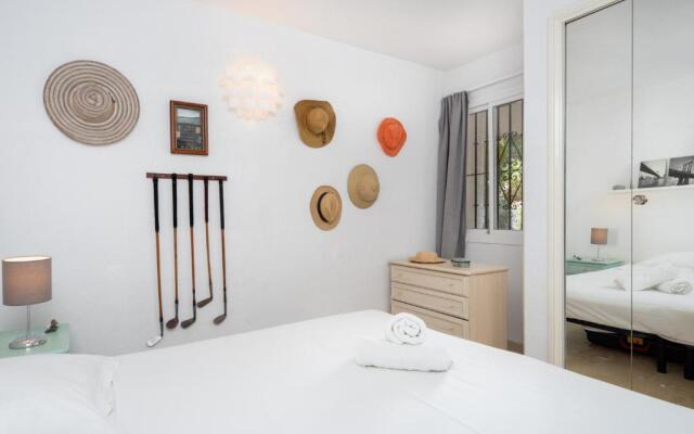 Stunning golf and garden flat in La Siesta Golf Calahonda