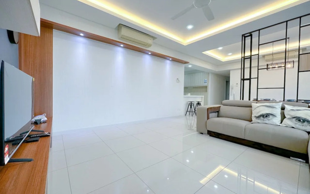 Iskandar Residences By Stayrene